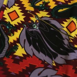 LuLaRoe  Disney Villains leggings OS.